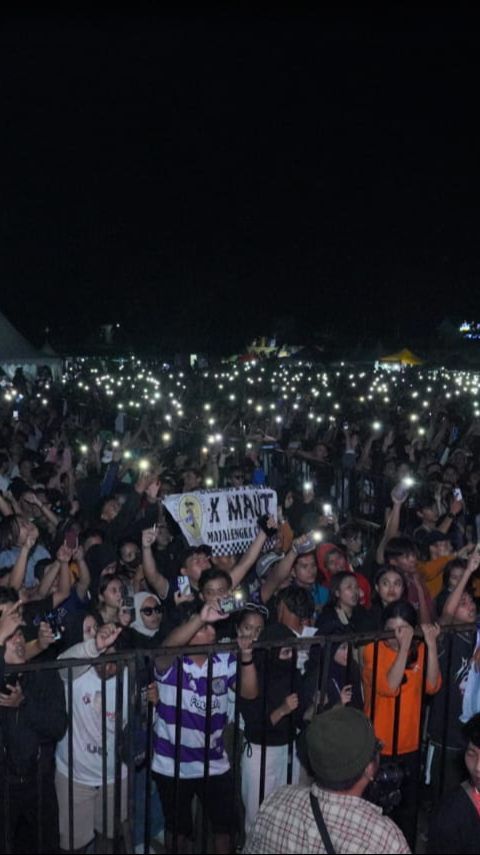 Ribuan Orang Kumpul di Konser Pesta Rakyat Deklarasi Dukung Ganjar-Mahfud