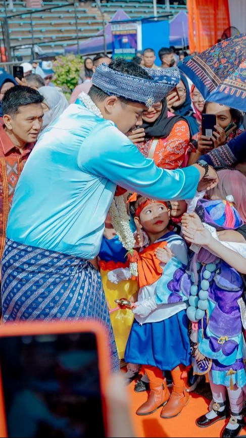 Kabar Baik dari Bobby Nasution, Penghasilan Guru Honor Sekolah Negeri & Swasta di Medan Naik