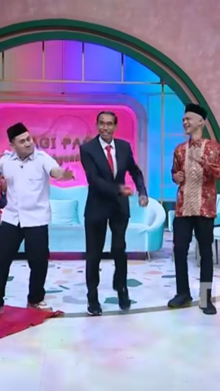 Dikumpulkan Dewi Perssik, 'Jokowi','Ganjar' dan 'Prabowo' Joget Gemoy Bersama