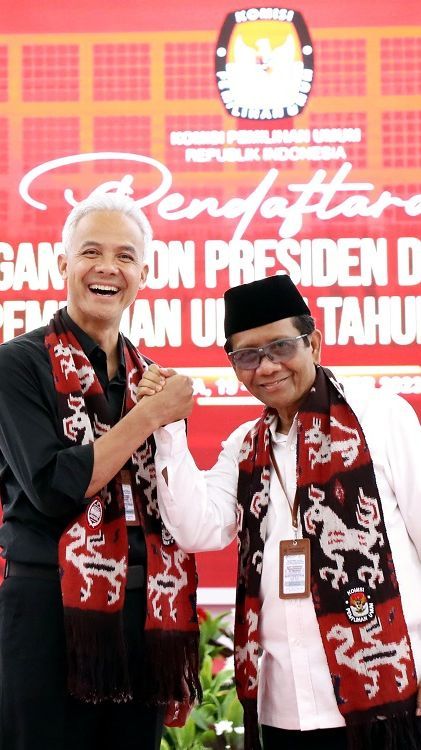 Survei Terbaru Capres: Ganjar-Mahfud Ungguli Prabowo-Gibran dan Anies-Cak Imin