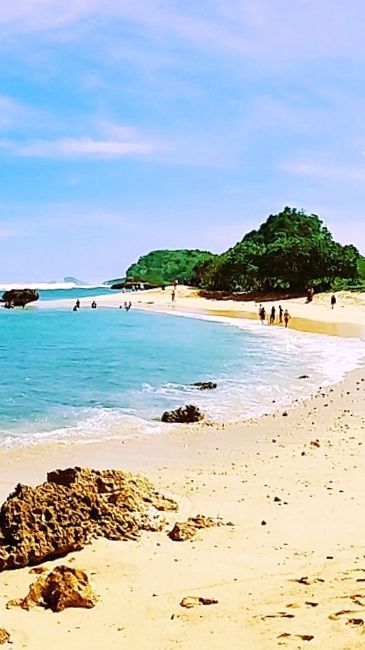 8 Pantai Hidden Gem di Jalur Lintas Selatan (JLS) Malang