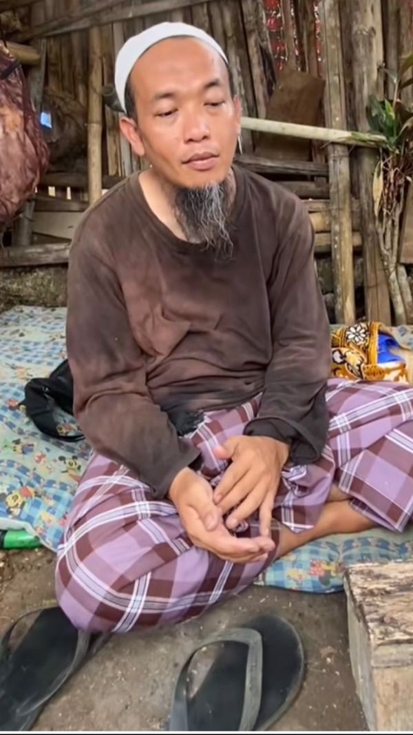 Viral Kisah Haru Ustaz Gunawan yang Tinggal di Gubuk Kecil, Mengaku Semua Hartanya di Wakafkan