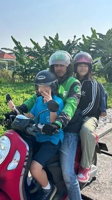 5 Potret Keluarga Aktor Korea, Lee Bum Soo Tinggal di Bali, Sederhana Bak Warga Lokal