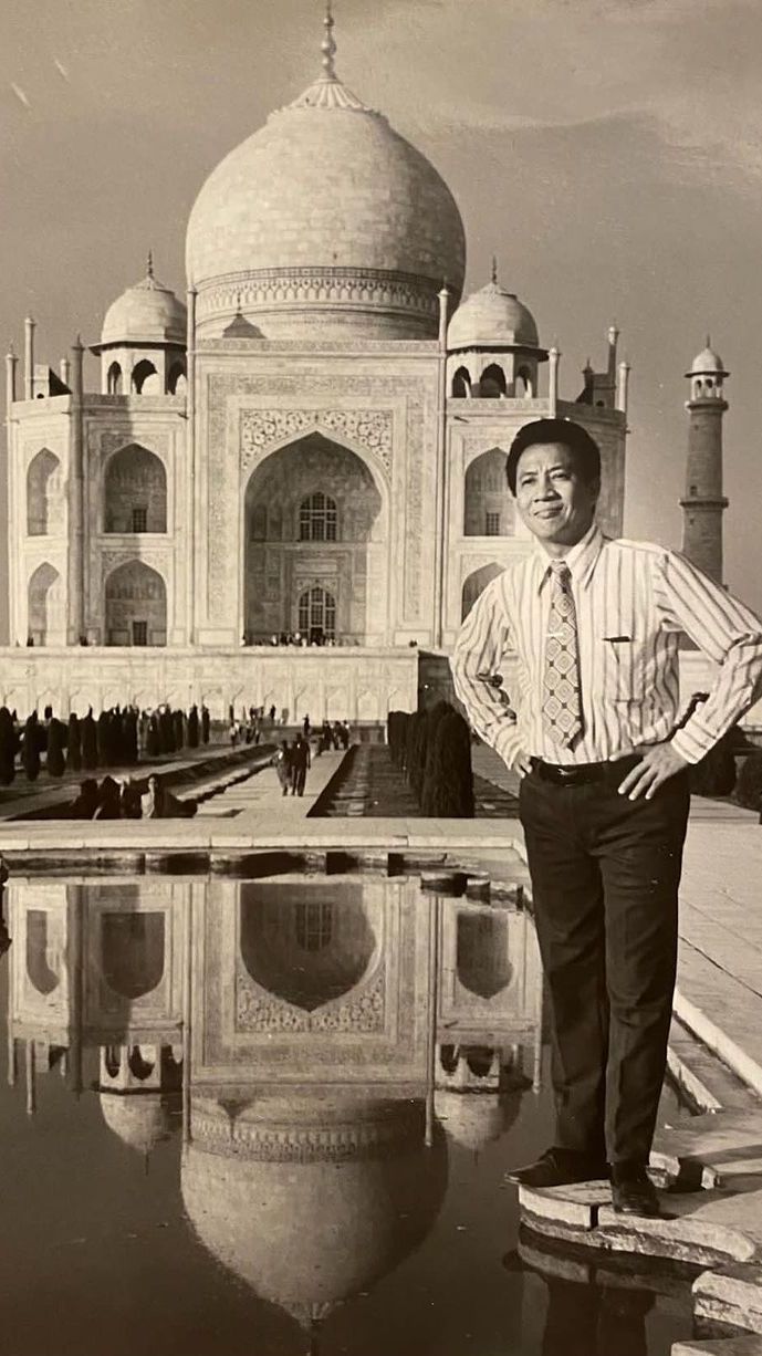 Kenang Kepergian sang Ayah, Erick Thohir Ungkap Kesamaan Masjid At Thohir dengan Taj Mahal