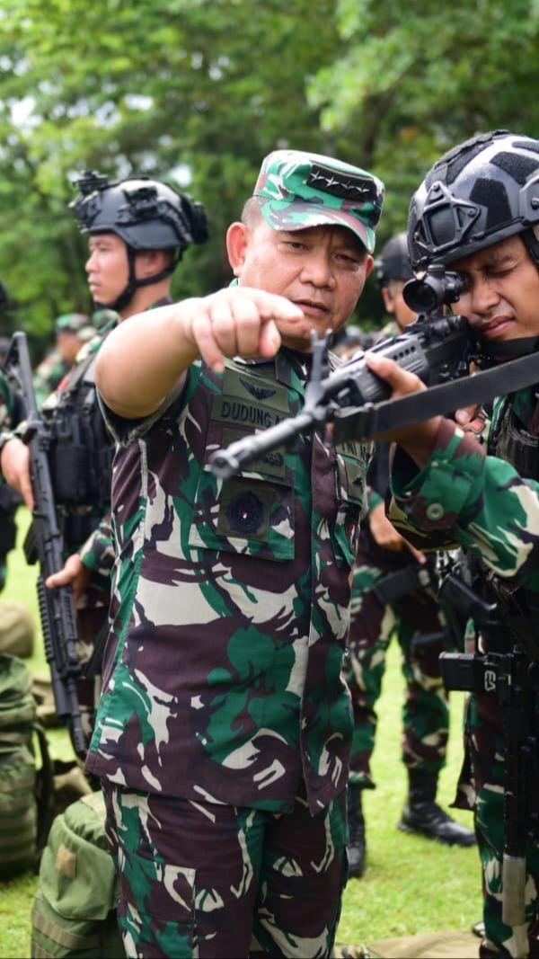 Hikmah Usai Isi Ceramah, Jenderal Dudung Dikenali Warga saat Atasi Bentrok 'Allahu Akbar Pak Ustadz'