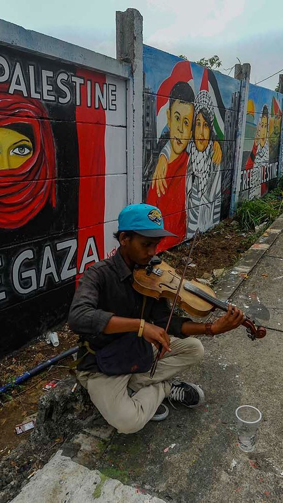 FOTO: Menggemakan Dukungan untuk Palestina Lewat Mural