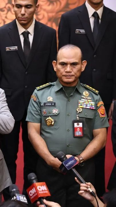 Rektor Unhan Letjen TNI Jonni Sambut 22 Mahasiswa Palestina Penerima Beasiswa