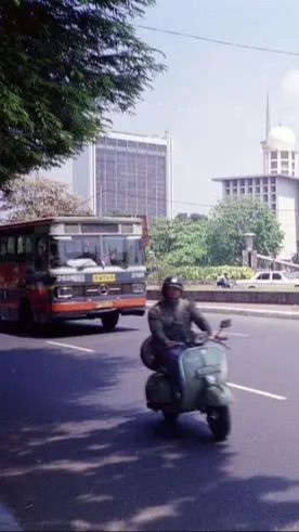 Foto: Nostalgia Suasana Jalan Jakarta Tahun 1989, Enggak Ada Macetnya!