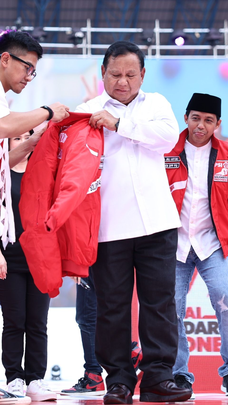 Prabowo: Jangan Panggil Saya Eyang atau Mbah, Mas Bowo Gitu Dong