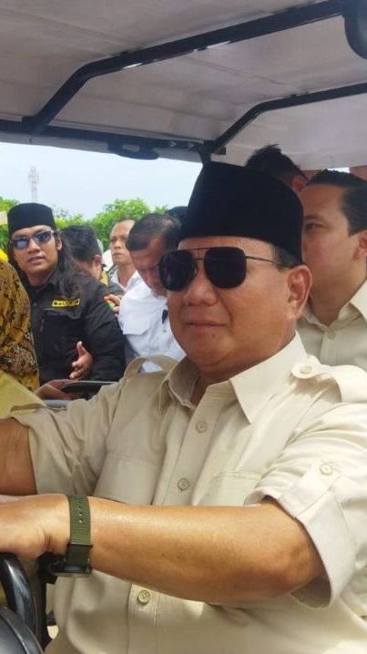 Prabowo: Ada Fenomena Gemoy, Emak-emak Cubit Pipi Saya, Sakit Lagi!