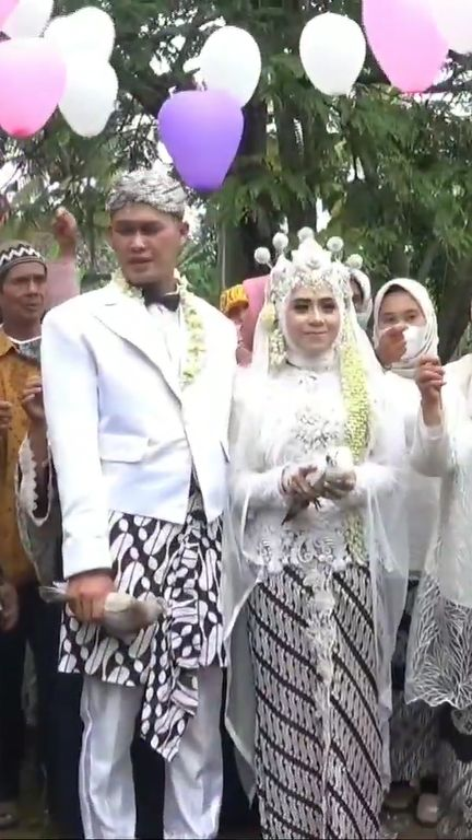 Mengenal Tradisi Melepas Merpati di Pernikahan Adat Sunda, Ingatkan Pengantin untuk Siap Hidup Berumah Tangga