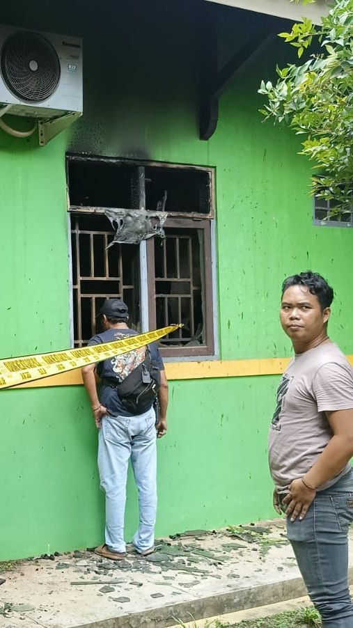 Kantor Camat di Batang Dibakar Orang Misterius, Laptop dan Dokumen Diacak-Acak