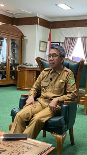 Kebagian Dana Karbon, Dinas Perikanan Kutai Timur Bagikan Mesin Kapal