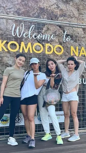 Potret Naysila Mirdad dan Gisella Liburan ke Pulau Komodo, Seru Pakai Swimsuit hingga Baju Menyelam