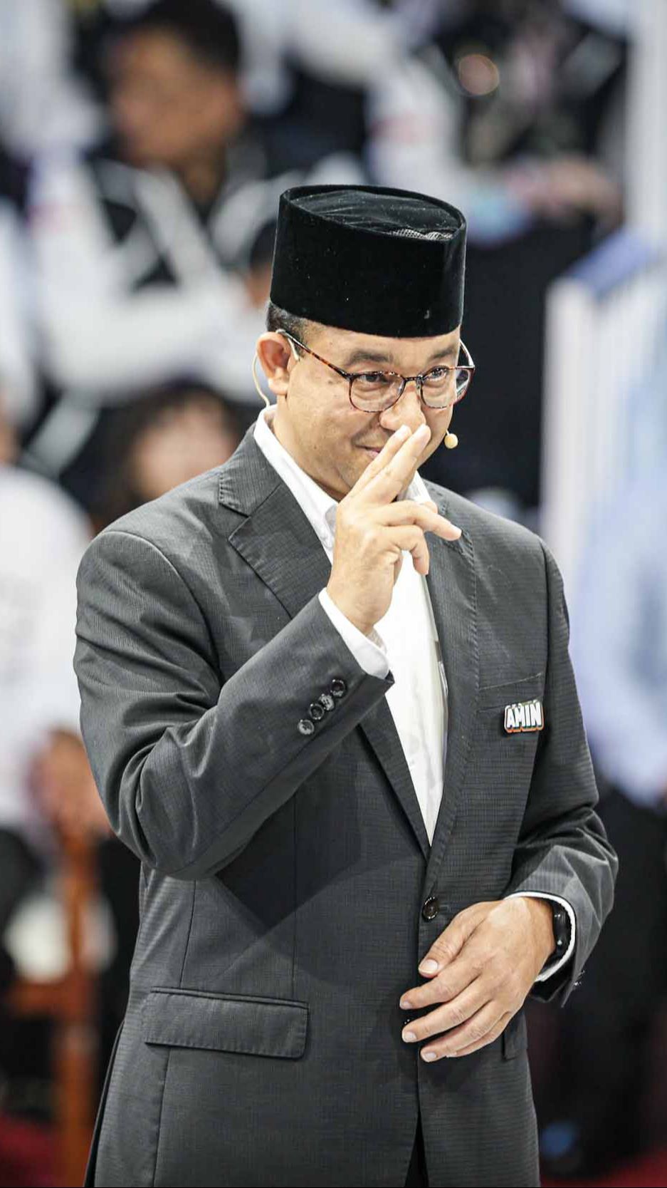 VIDEO: Aksi Anies Tiru Black Panther Tutup Debat Panas: Wakanda No More, Indonesia Forever