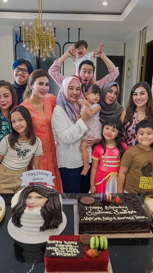 Tetap Kompak dengan Besan Meski Anak Diterpa Badai, Ini 10 Potret Kebersamaan Amy Qanita dan Ibunda Jeje Govinda Semasa Hidup