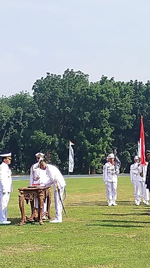 Pesan Tegas Kasal M. Ali ke Ratusan Perwira TNI Nakes usai 7 Bulan Digembleng di Lembah Tidar