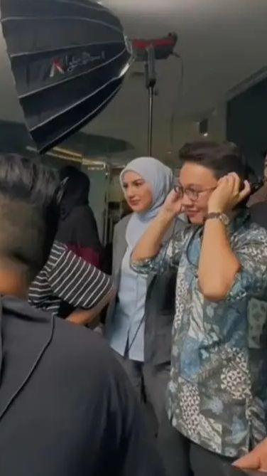 Foto-Foto Irish Bella Syuting Ketika Ammar Zoni Kembali Ditangkap dalam Kasus Narkoba