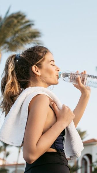 Mengenal Water Fasting, Diet Hanya Minum Air Putih, Apakah Aman atau Berbahaya?