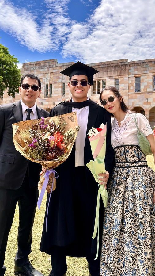 Ganteng dan Pintar, ini Potret Salvaditya Tama Putra Wishnutama saat Momen Wisuda di University of Queensland Australia