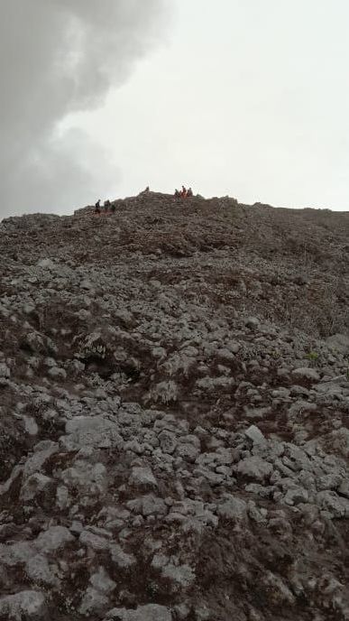 Innalillahi, Pendaki Korban Erupsi Marapi Zhafirah yang Sempat Viral & Diselamatkan Meninggal Dunia