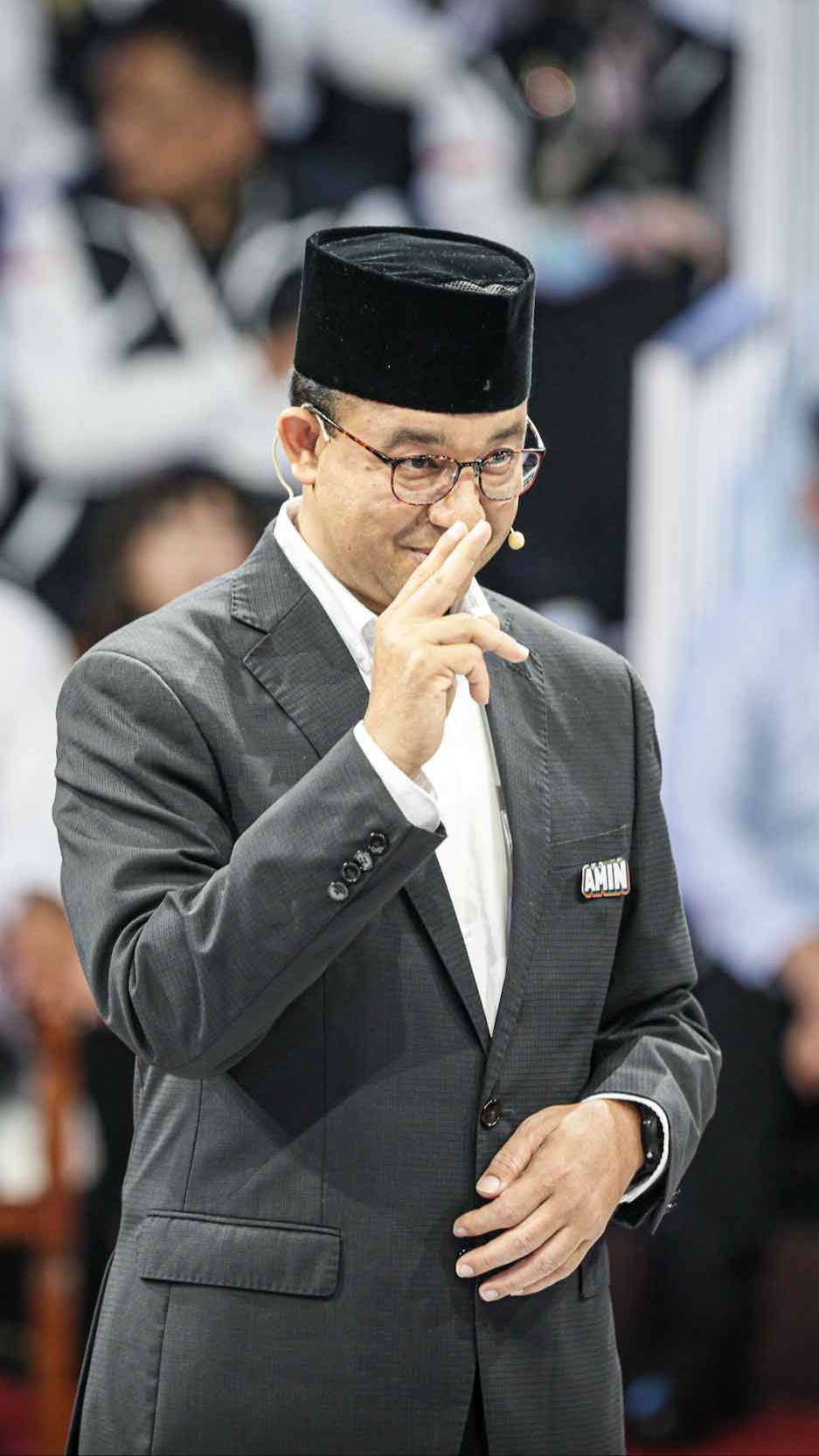 Anies Minta Anak Muda Tak Apatis Politik, Cerita Dukung Bima Arya-Ridwan Kamil