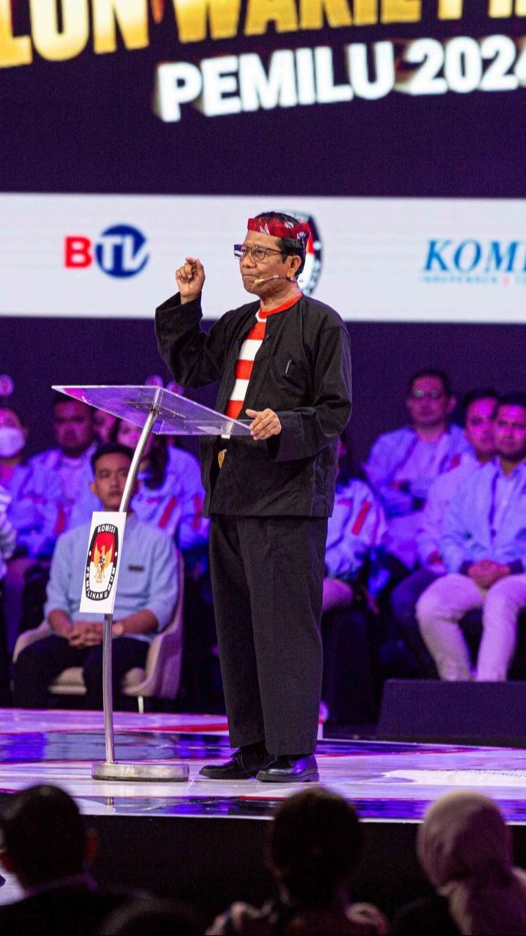 VIDEO: Mahfud Gerah Bicara Kondisi Ekonomi Digerogoti Korupsi di Debat Cawapres