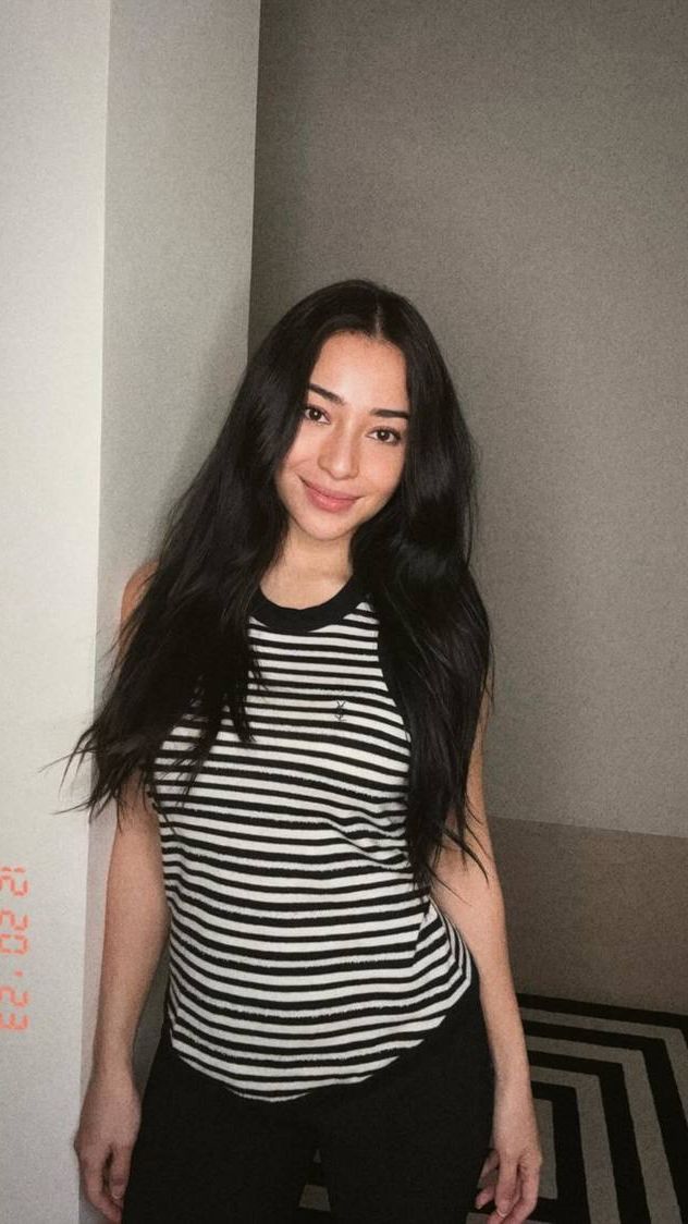 Makin Cantik dan Pancarkan Aura Hot Mama, Ini 7 Potret Nikita Willy Pamer Rambut Baru