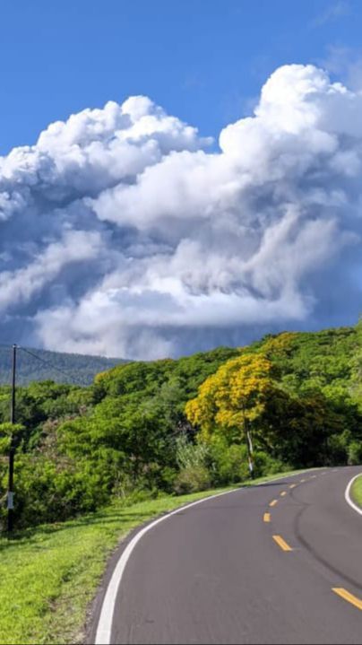 Gunung Lewotobi di Flores Timur Erupsi, Warga Was-was Sambut Natal