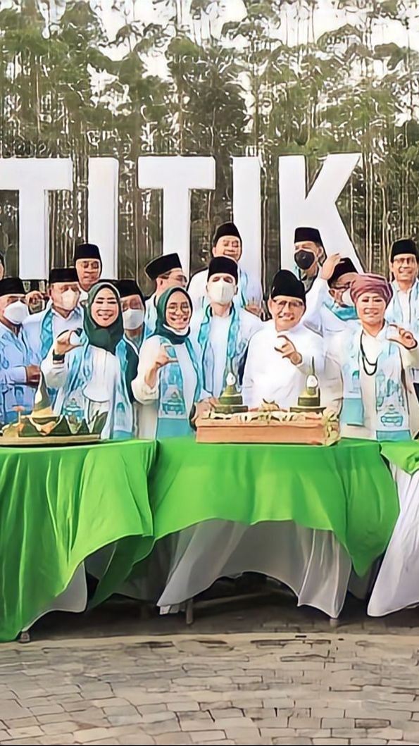 Blak-blakan Cak Imin Dulu Ikut Potong Tumpeng di IKN, Kini Berbalik Menolak Pemindahan Ibu Kota