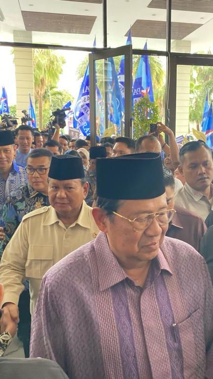 Momen Perdana di Masa Kampanye, Prabowo Bertemu SBY di Aceh