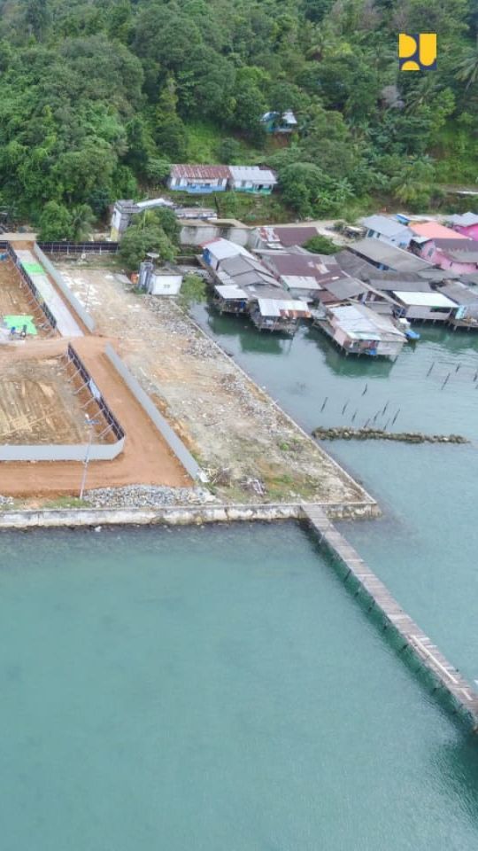 Sampah Plastik Asal Kamboja Hingga Vietnam Berserakan di Pantai Natuna, Kok Bisa?