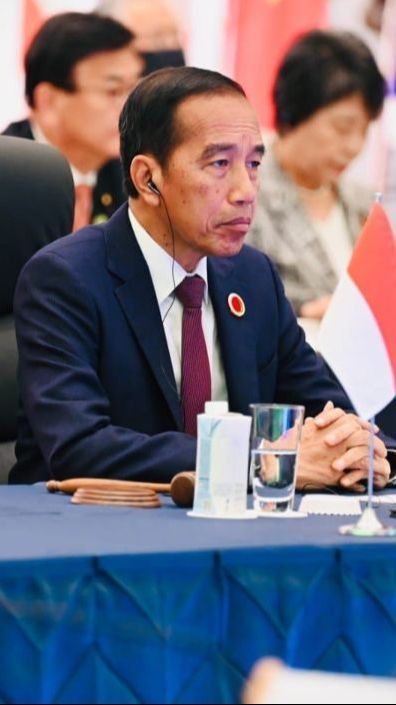 Jokowi Resmikan Sinyal BTS 4G: Kita Membangun Masalahnya Ada Problem Korupsi