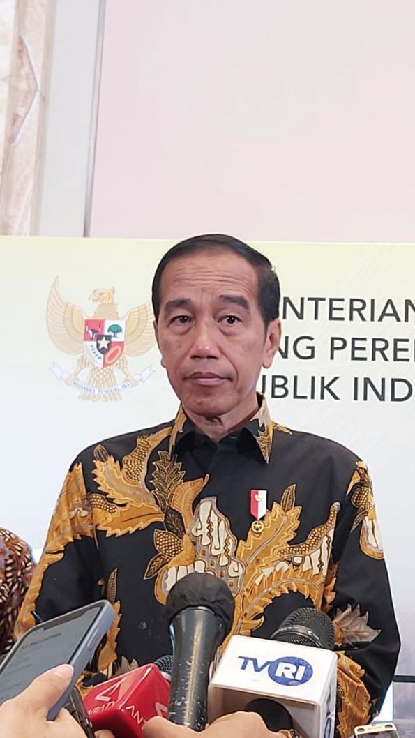 Pulang Kunker dari Kepulauan Talaud, Jokowi Tandatangani Surat Pemberhentian Ketua KPK Firli Bahuri