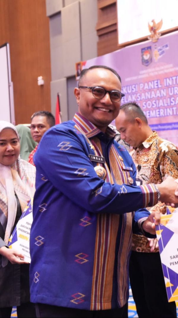 Digitalisasi Layanan, Kemendagri Bagikan Laptop ke Pemda Seluruh Indonesia