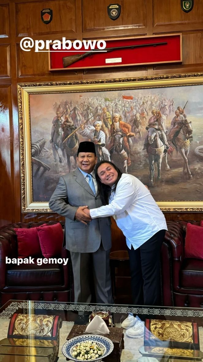 VIDEO: Canda Prabowo ke Nusron Wahid 