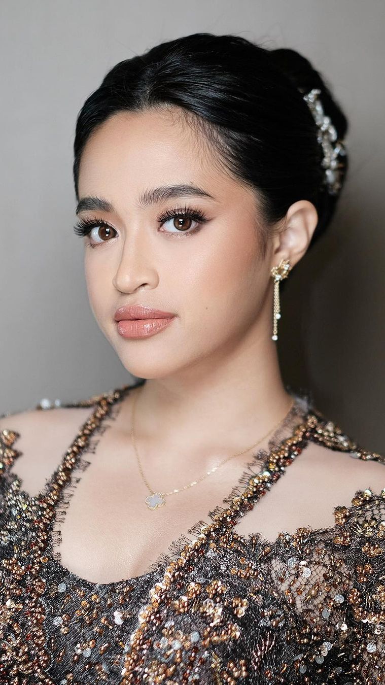 Sosok Starrisya Andhita Putri Wakapolri Komjen Agus, Cantik dan jadi Finalis Gadis Sampul 2023