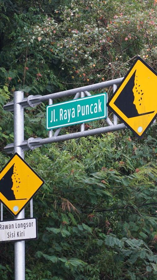 Jelang Malam Tahun Baru, Jalur Menuju Puncak Mulai Padat