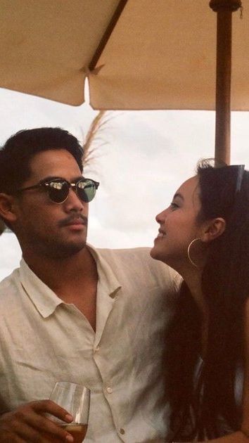 7 Foto Anggika Bolsterli dan Sang Pacar Yang Akhirnya Dilamar Setelah 7 Tahun Bersama!