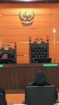 Sekretaris MA Hasbi Hasan Jalani Sidang Perdana Suap Gratifikasi Hari Ini