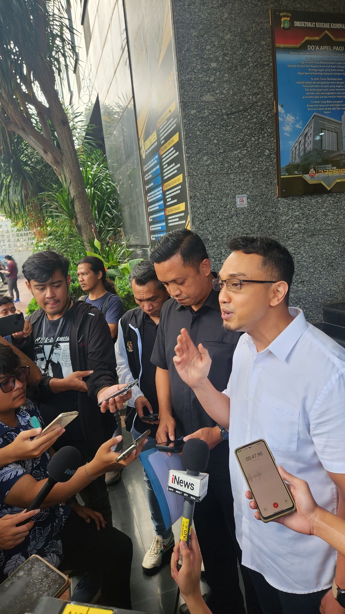 Penuhi Panggilan Polisi, Jubir TPN Aiman Kantongi Bukti Aparat Tak Netral