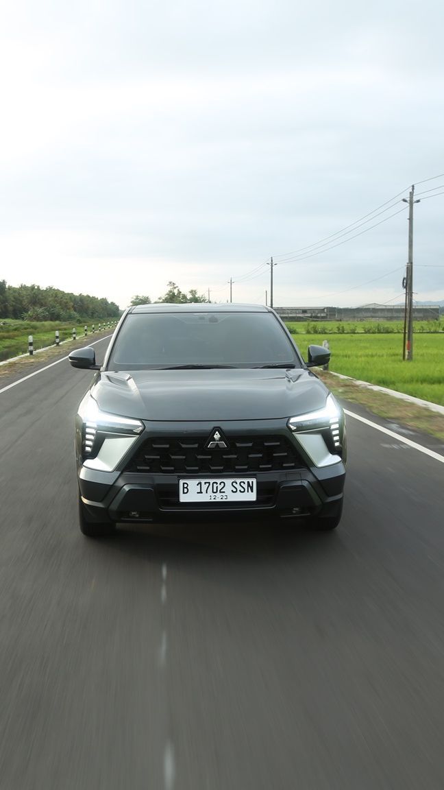 Presdir Mitsubishi: Xpander Hybrid Dipasarkan Dulu, XForce Kemudian