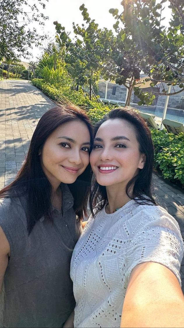 Sibling Goals! Potret Ririn Ekawati dan Rini Yulianti yang Selalu Kompak Meski sama-sama Sibuk