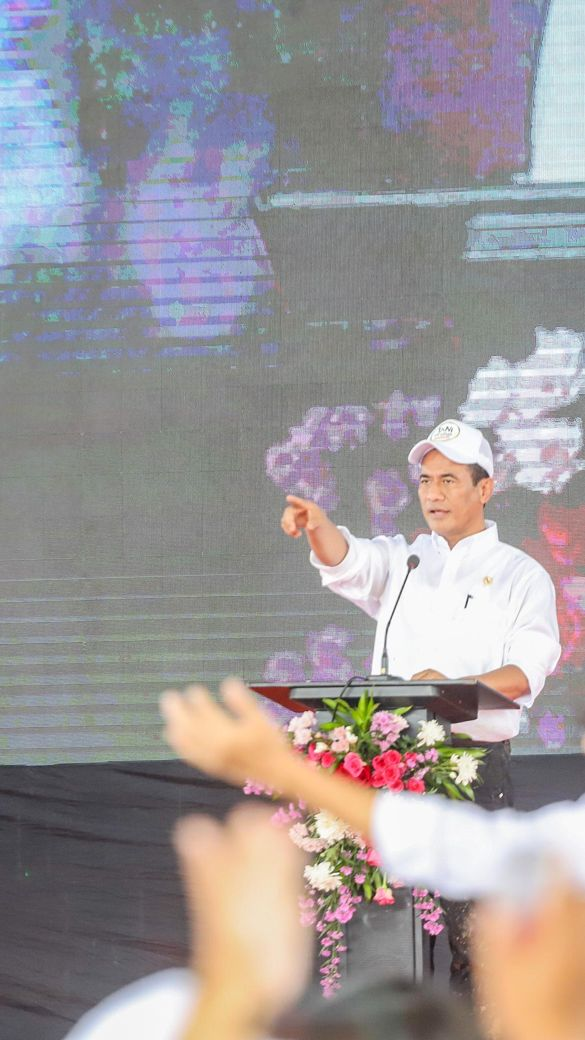 Ingin Petani Nyaman di Musim Tanam, Mentan Amran Gercep Revisi Peraturan Pupuk Bersubsidi