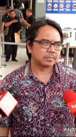 Relawan Gibran Desak Ade Armando Mundur dari PSI Buntut Ucapan Politik Dinasti di DIY