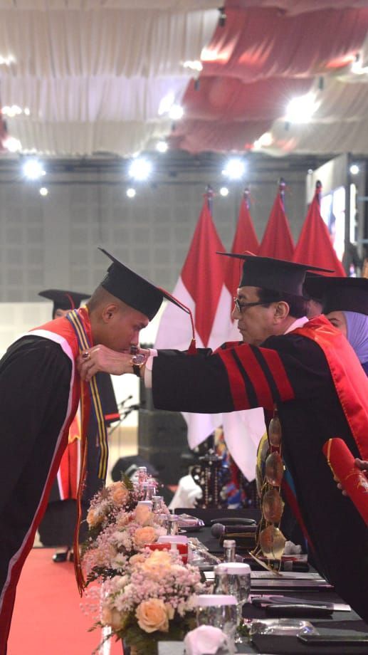 Wisuda Taruna Poltekip, Yasonna: Bekali Diri dengan Softskill Agar Jadi Taruna Unggul & Kompetitif