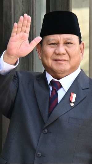 CEK FAKTA: Hoaks Menhan Prabowo Subianto Dinonaktifkan oleh Jokowi