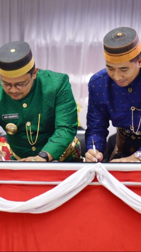 Hadiri HUT Bantaeng ke-769, Pj Gubernur Sulsel Ajak Sukseskan Program Budidaya Pisang Cavendish