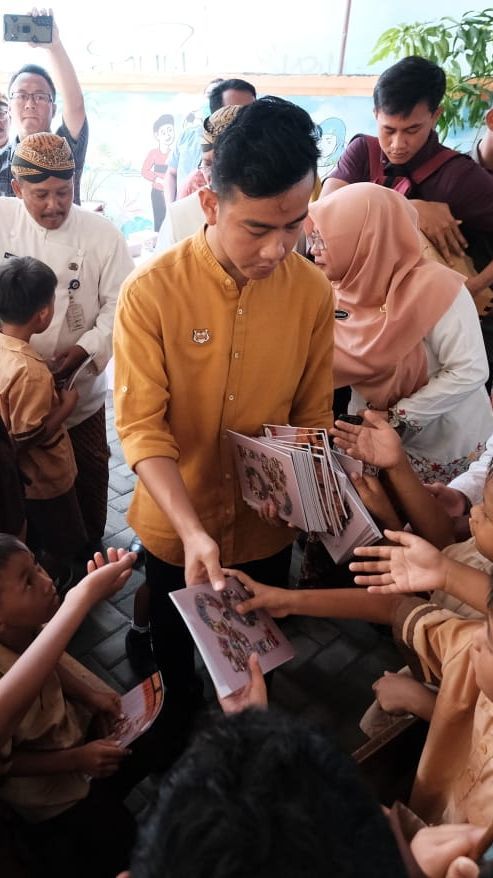 Gibran Beberkan Program Andalan Atasi Stunting di Permukiman Kumuh: Bedah Rumah dan Sanitasi