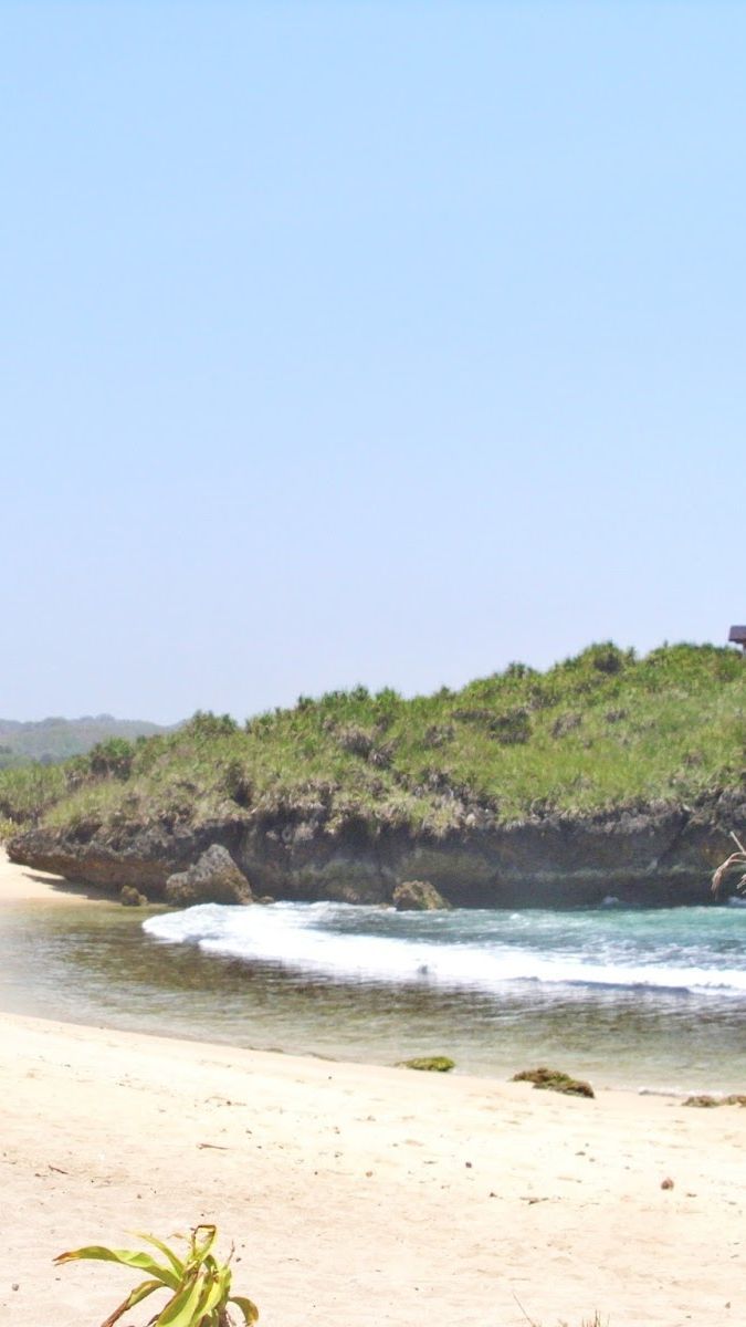 Menikmati Keindahan Pantai Sarangan di Gunungkidul, Sunyi Jauh dari Keramaian